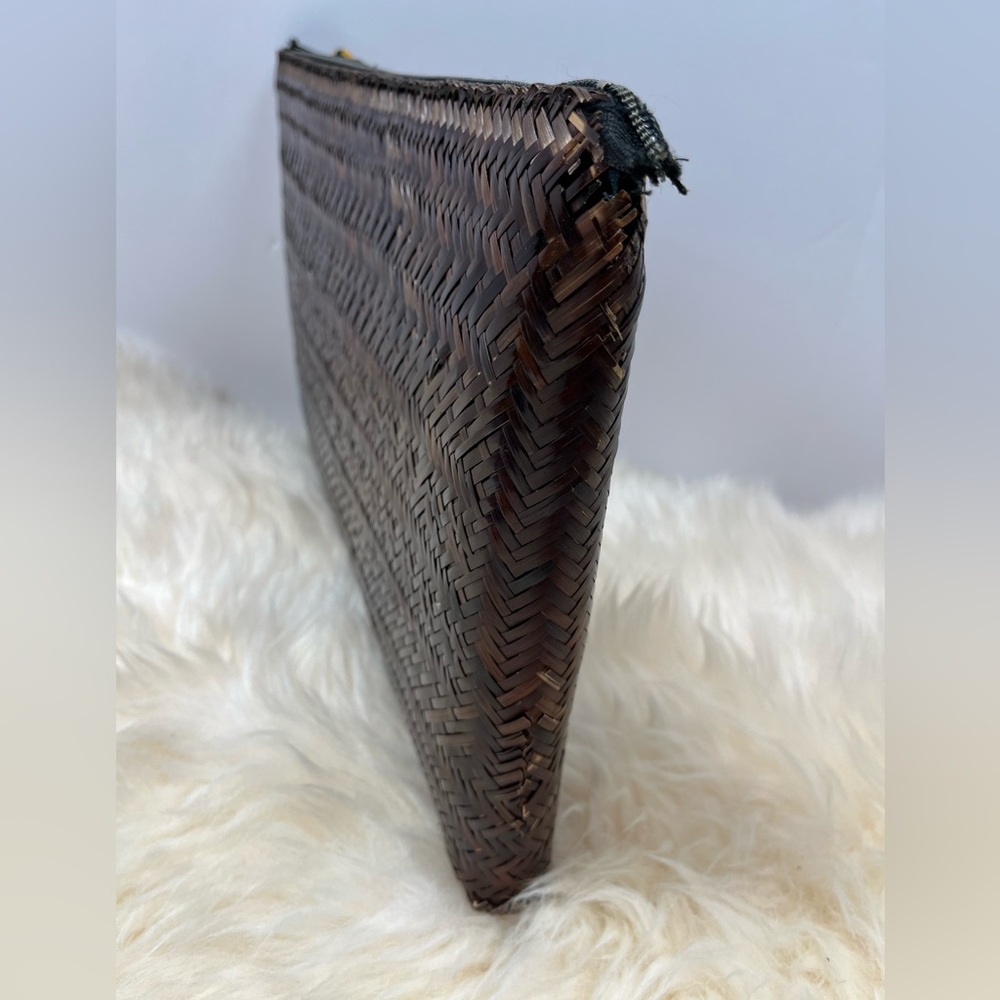 Vintage Woven Straw /Raffia and Snake Skin Zip Top Extra Large Clutch - Picture 6 of 17